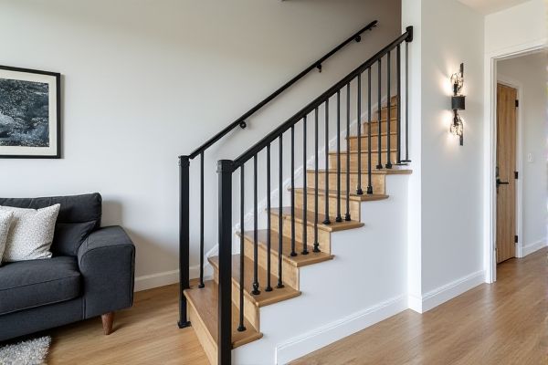 Black Railings vs. White Railings: Which Color Best Enhances Your Home's Exterior?