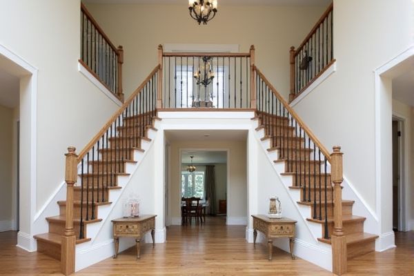 Double Stringer vs. Single Stringer Stairs: Key Differences and Benefits