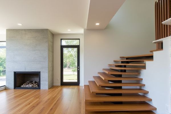 Floating Riser vs. Solid Riser Staircases: Key Differences and Benefits