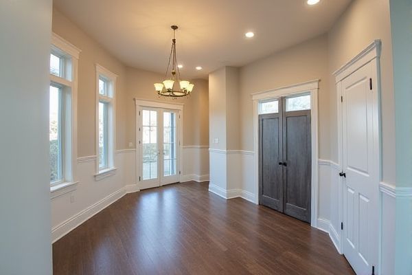 Mudroom Lighting: Recessed vs. Pendant - Which Is Best?